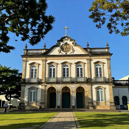 Descubra o Museu do Palácio dos Leões