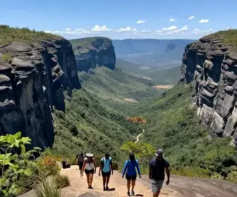 Explorando as Trilhas da Chapada das Mesas: Aventura e Natureza no Maranhão Explorando as Trilhas da Chapada das Mesas: Aventura e Natureza no Maranhão