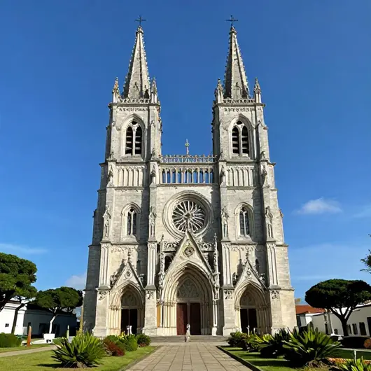 Catedral Diocesana Nossa Senhora de Fátima Catedral Diocesana Nossa Senhora de Fátima